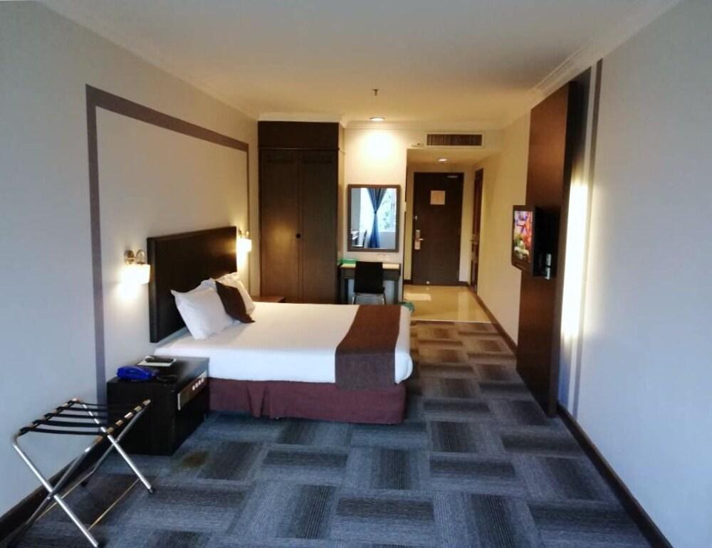 Legend Inn טאיפינג מראה חיצוני תמונה